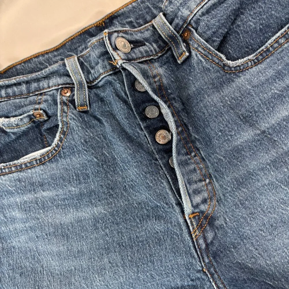 Levis 501 Red Tab Vintage Straight Leg Button Fly All Cotton Blue Jeans 31X30
